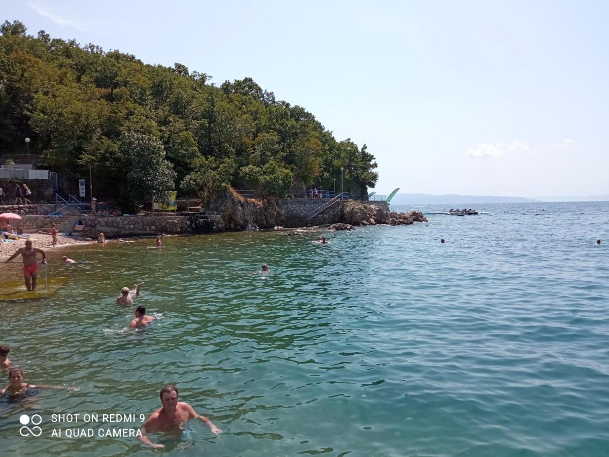 Sunce Apartman Kostrena Kültér fotó